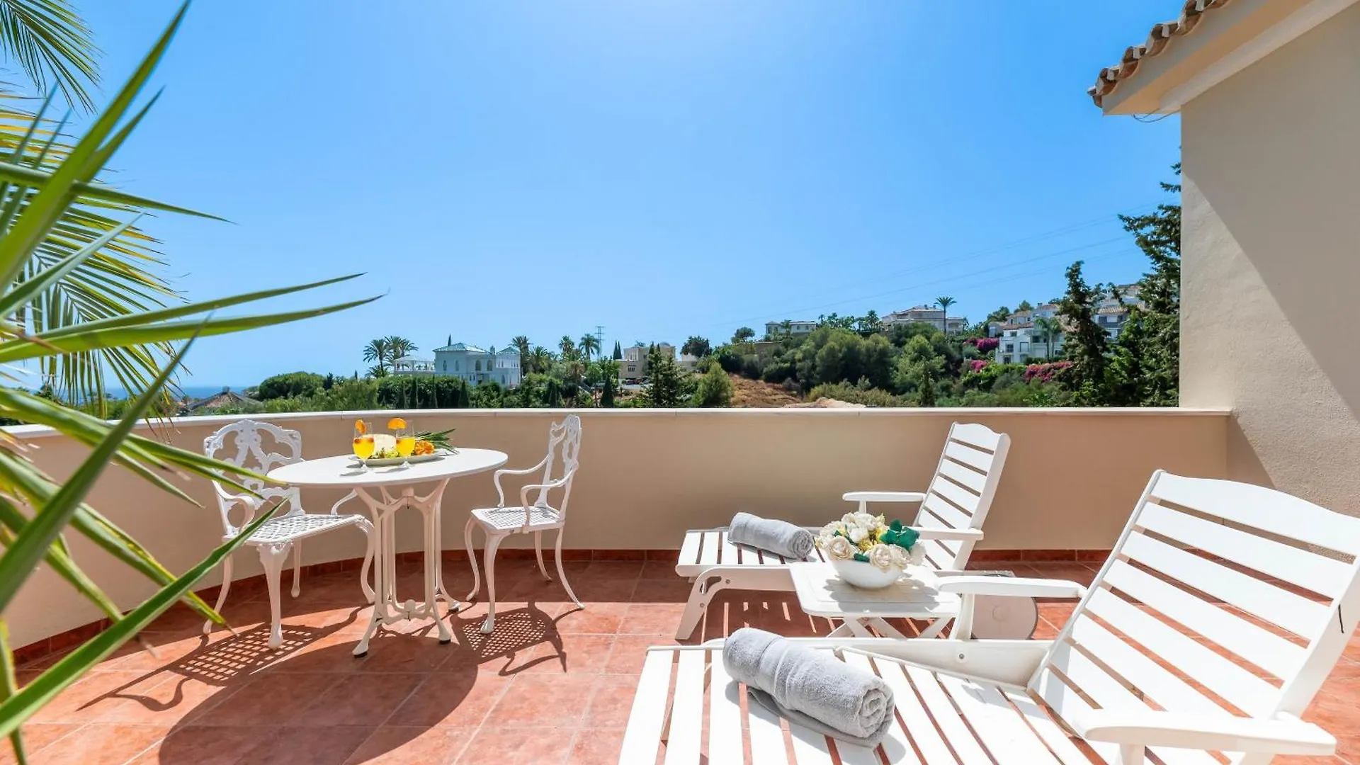 4 Bdrm Andalusian Villa W Cinema & Sea Views Marbella 0*,  Spanien